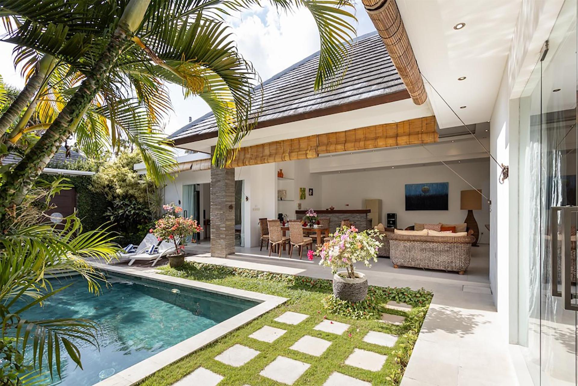Villa Lotus By Optimum Bali Villas 塞米亚克 外观 照片
