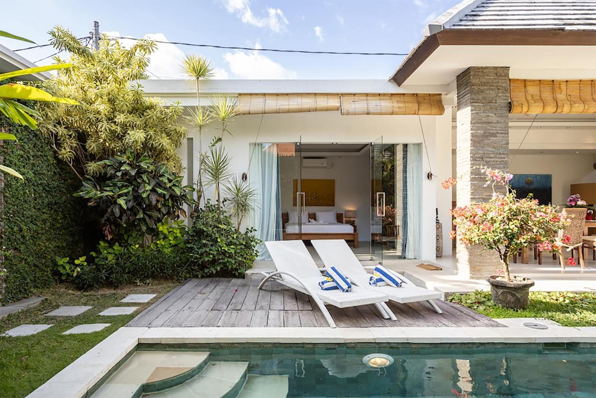 Villa Lotus By Optimum Bali Villas 塞米亚克 外观 照片