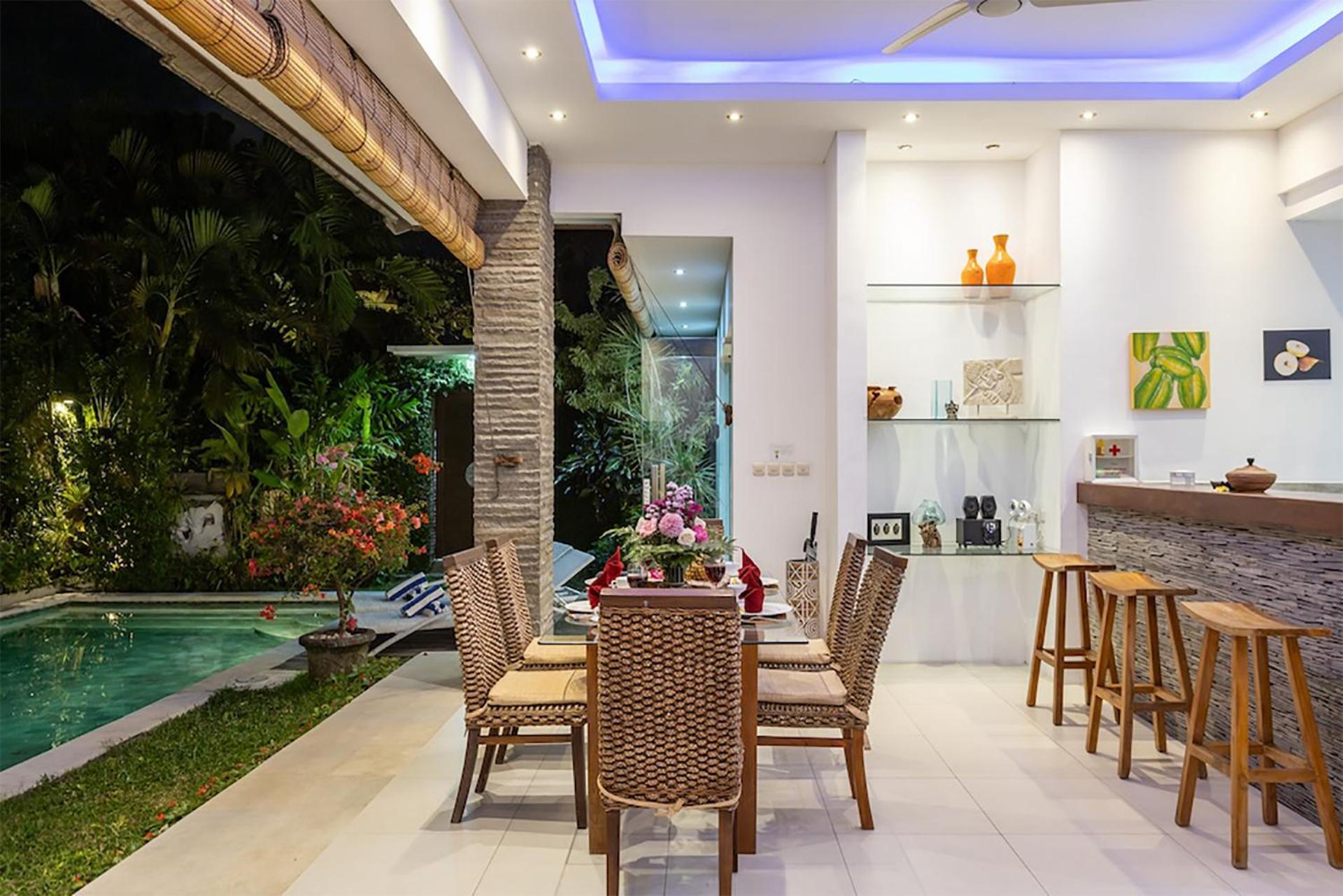 Villa Lotus By Optimum Bali Villas 塞米亚克 外观 照片