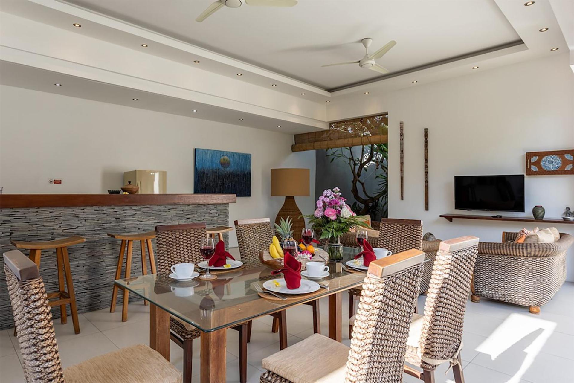Villa Lotus By Optimum Bali Villas 塞米亚克 外观 照片